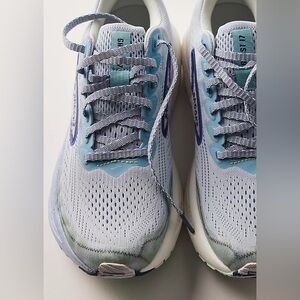 Brooks Ghost 17 Limited Edition